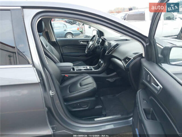 Сірий Форд Едж, об'ємом двигуна 2 л та пробігом 120 тис. км за 5500 $, фото 6 на Automoto.ua