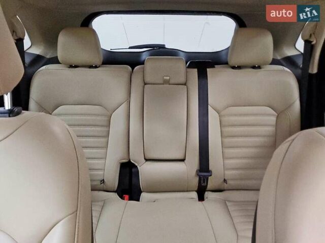 Сірий Форд Едж, об'ємом двигуна 2 л та пробігом 92 тис. км за 5400 $, фото 9 на Automoto.ua