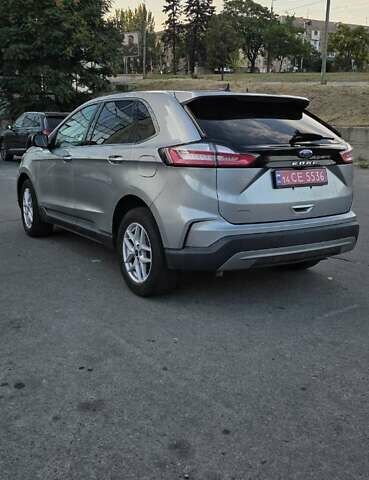 Сірий Форд Едж, об'ємом двигуна 2 л та пробігом 126 тис. км за 17999 $, фото 8 на Automoto.ua