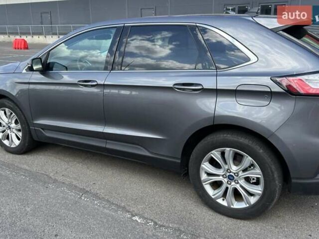 Сірий Форд Едж, об'ємом двигуна 2 л та пробігом 41 тис. км за 14700 $, фото 1 на Automoto.ua