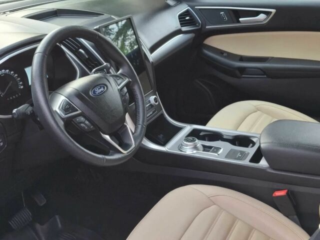 Сірий Форд Едж, об'ємом двигуна 0 л та пробігом 41 тис. км за 13400 $, фото 7 на Automoto.ua