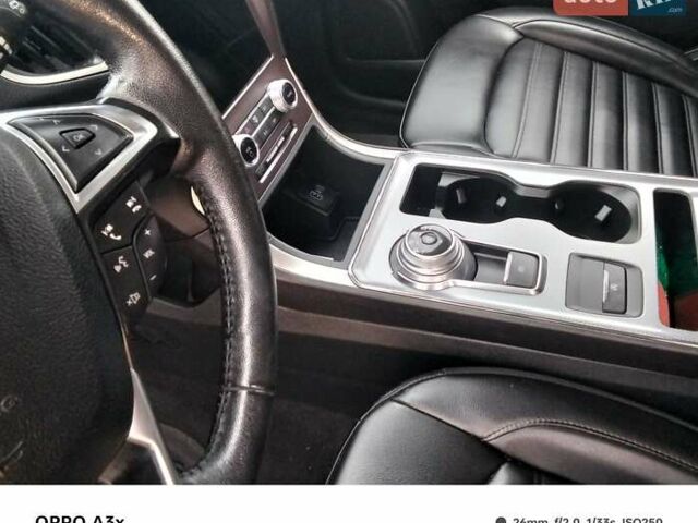 Сірий Форд Едж, об'ємом двигуна 2 л та пробігом 83 тис. км за 19500 $, фото 15 на Automoto.ua