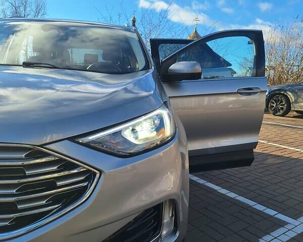 Сірий Форд Едж, об'ємом двигуна 2 л та пробігом 110 тис. км за 17499 $, фото 15 на Automoto.ua