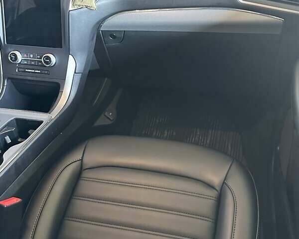 Серый Форд Эдж, объемом двигателя 2 л и пробегом 111 тыс. км за 22300 $, фото 27 на Automoto.ua