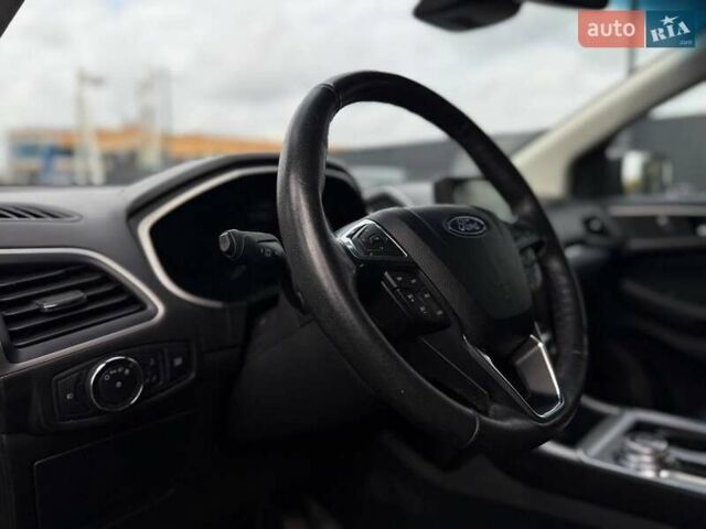 Серый Форд Эдж, объемом двигателя 2 л и пробегом 132 тыс. км за 21000 $, фото 10 на Automoto.ua