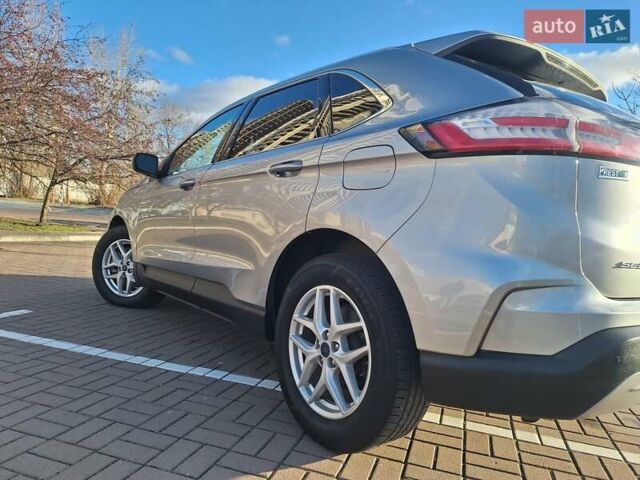 Сірий Форд Едж, об'ємом двигуна 2 л та пробігом 110 тис. км за 17499 $, фото 27 на Automoto.ua
