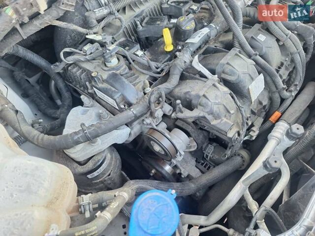 Сірий Форд Едж, об'ємом двигуна 2 л та пробігом 110 тис. км за 17499 $, фото 78 на Automoto.ua