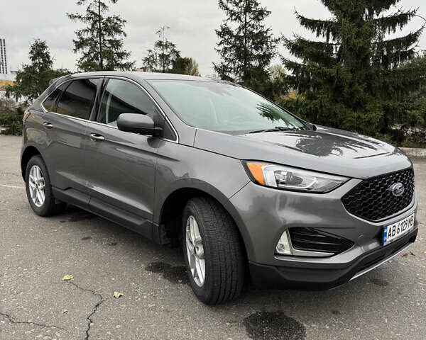 Серый Форд Эдж, объемом двигателя 2 л и пробегом 127 тыс. км за 19200 $, фото 2 на Automoto.ua