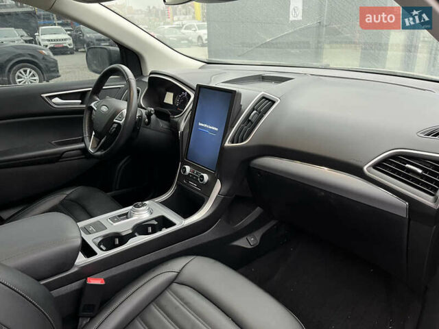 Сірий Форд Едж, об'ємом двигуна 2 л та пробігом 147 тис. км за 16700 $, фото 14 на Automoto.ua