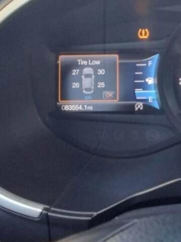 Сірий Форд Едж, об'ємом двигуна 2 л та пробігом 83 тис. км за 19500 $, фото 19 на Automoto.ua