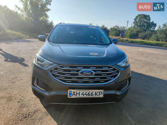 Серый Форд Эдж, объемом двигателя 2 л и пробегом 85 тыс. км за 22300 $, фото 1 на Automoto.ua