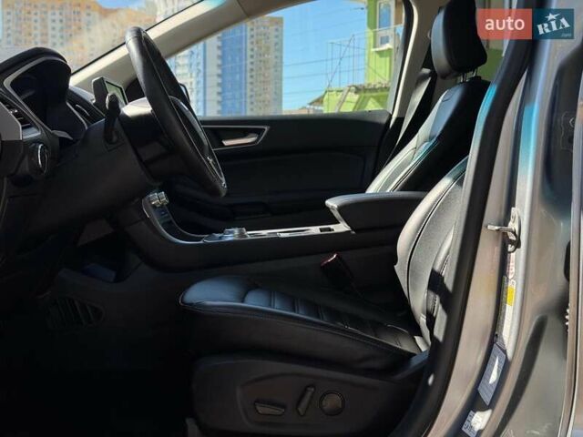 Серый Форд Эдж, объемом двигателя 2 л и пробегом 101 тыс. км за 22990 $, фото 20 на Automoto.ua