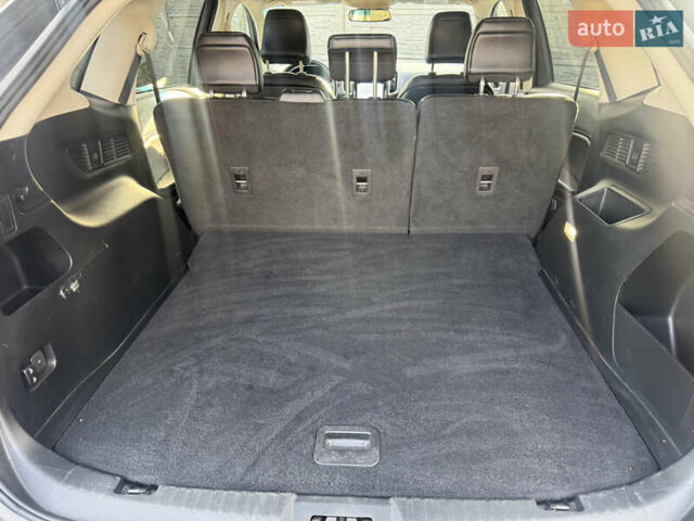 Серый Форд Эдж, объемом двигателя 2 л и пробегом 27 тыс. км за 20000 $, фото 9 на Automoto.ua