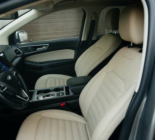 Серый Форд Эдж, объемом двигателя 2 л и пробегом 202 тыс. км за 18700 $, фото 18 на Automoto.ua