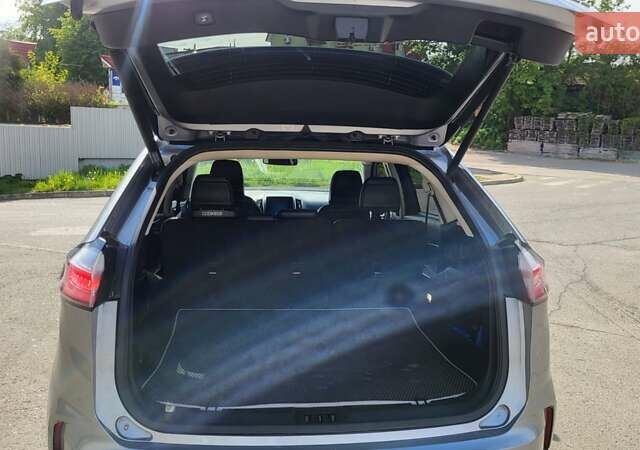 Серый Форд Эдж, объемом двигателя 2 л и пробегом 47 тыс. км за 19200 $, фото 7 на Automoto.ua