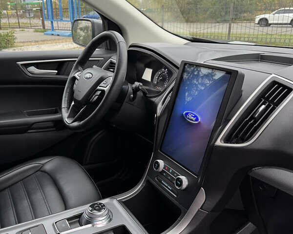 Серый Форд Эдж, объемом двигателя 2 л и пробегом 127 тыс. км за 19200 $, фото 26 на Automoto.ua