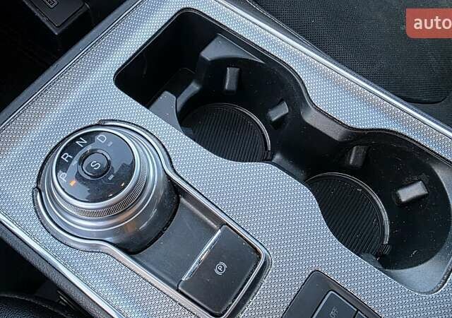 Форд Эдж 2021 в Киеве на Automoto.ua Серый Форд Эдж, объемом двигателя 2.7 л и пробегом 242 тыс. км за 22500 $, фото 39 на Automoto.ua