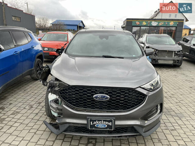 Сірий Форд Едж, об'ємом двигуна 2 л та пробігом 149 тис. км за 18700 $, фото 6 на Automoto.ua