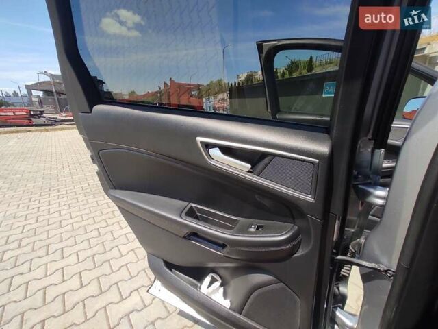 Сірий Форд Едж, об'ємом двигуна 2 л та пробігом 143 тис. км за 18700 $, фото 20 на Automoto.ua