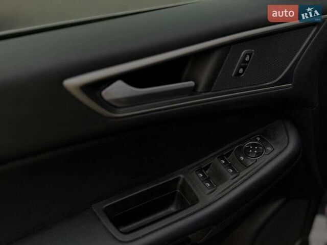 Серый Форд Эдж, объемом двигателя 2 л и пробегом 132 тыс. км за 21000 $, фото 8 на Automoto.ua