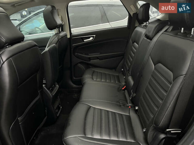 Сірий Форд Едж, об'ємом двигуна 2 л та пробігом 147 тис. км за 16700 $, фото 10 на Automoto.ua