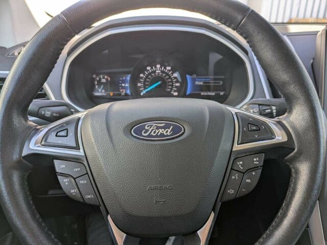 Серый Форд Эдж, объемом двигателя 0 л и пробегом 30 тыс. км за 13300 $, фото 5 на Automoto.ua