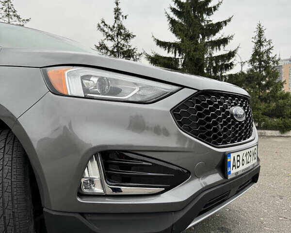 Серый Форд Эдж, объемом двигателя 2 л и пробегом 127 тыс. км за 19200 $, фото 12 на Automoto.ua