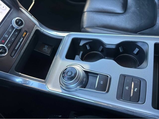 Сірий Форд Едж, об'ємом двигуна 2 л та пробігом 30 тис. км за 5700 $, фото 9 на Automoto.ua