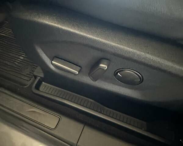 Серый Форд Эдж, объемом двигателя 2 л и пробегом 111 тыс. км за 22300 $, фото 39 на Automoto.ua