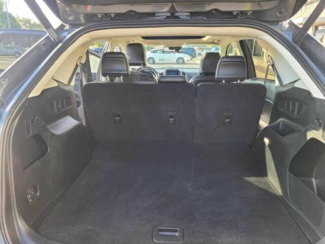 Серый Форд Эдж, объемом двигателя 2 л и пробегом 11 тыс. км за 15200 $, фото 10 на Automoto.ua