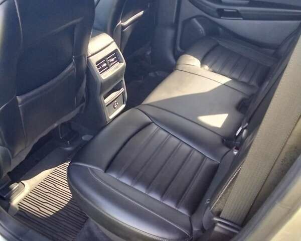 Сірий Форд Едж, об'ємом двигуна 2 л та пробігом 130 тис. км за 19800 $, фото 21 на Automoto.ua