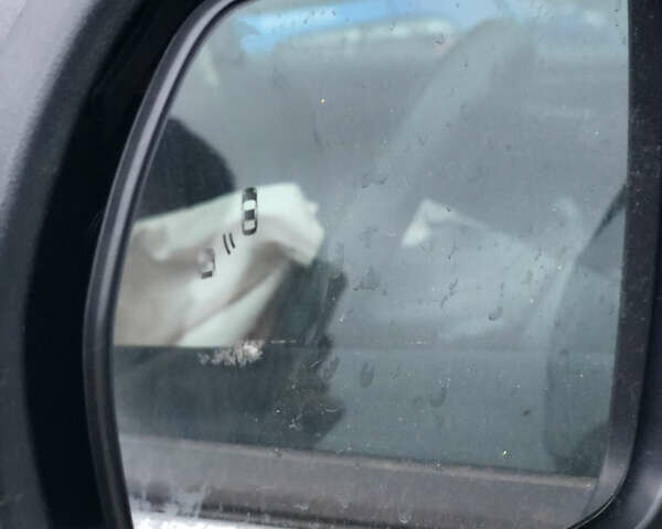 Сірий Форд Едж, об'ємом двигуна 2 л та пробігом 25 тис. км за 13900 $, фото 20 на Automoto.ua