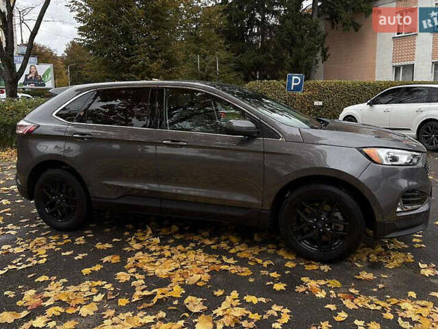 Сірий Форд Едж, об'ємом двигуна 2 л та пробігом 105 тис. км за 17350 $, фото 4 на Automoto.ua