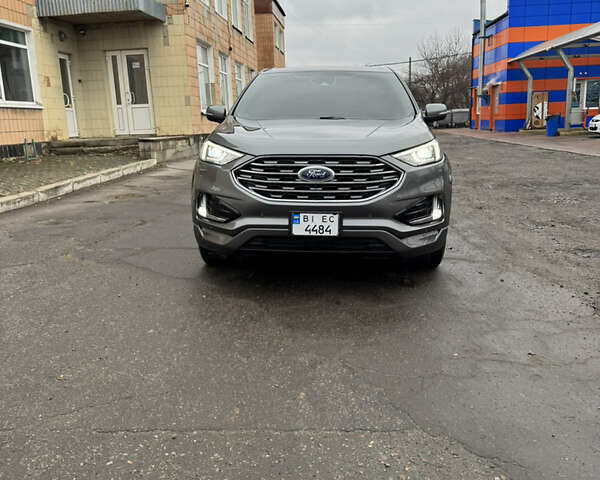 Серый Форд Эдж, объемом двигателя 2 л и пробегом 56 тыс. км за 25500 $, фото 1 на Automoto.ua