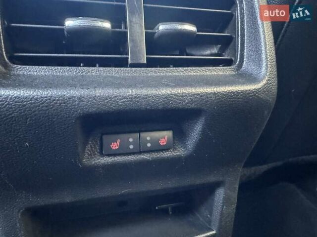 Серый Форд Эдж, объемом двигателя 2 л и пробегом 118 тыс. км за 22500 $, фото 37 на Automoto.ua