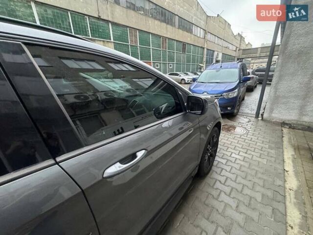 Сірий Форд Едж, об'ємом двигуна 2 л та пробігом 62 тис. км за 22800 $, фото 30 на Automoto.ua