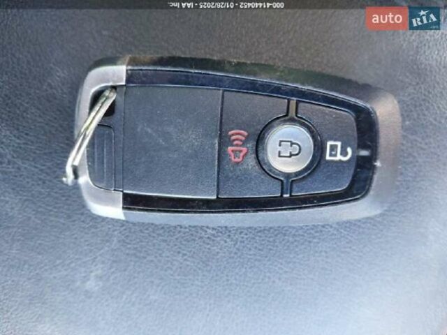 Серый Форд Эдж, объемом двигателя 2 л и пробегом 29 тыс. км за 7000 $, фото 14 на Automoto.ua