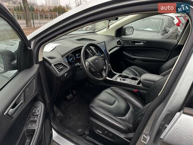 Сірий Форд Едж, об'ємом двигуна 2 л та пробігом 123 тис. км за 18900 $, фото 8 на Automoto.ua
