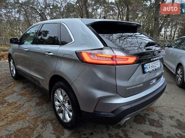 Серый Форд Эдж, объемом двигателя 2 л и пробегом 132 тыс. км за 22950 $, фото 3 на Automoto.ua