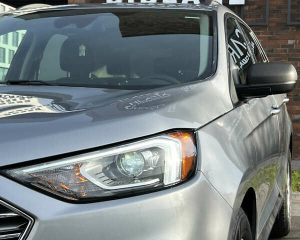 Серый Форд Эдж, объемом двигателя 2 л и пробегом 125 тыс. км за 17850 $, фото 19 на Automoto.ua