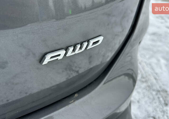 Серый Форд Эдж, объемом двигателя 2 л и пробегом 260 тыс. км за 15300 $, фото 16 на Automoto.ua