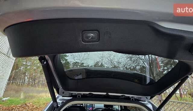 Серый Форд Эдж, объемом двигателя 2 л и пробегом 132 тыс. км за 22950 $, фото 15 на Automoto.ua