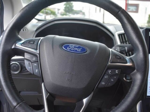 Сірий Форд Едж, об'ємом двигуна 2 л та пробігом 33 тис. км за 17000 $, фото 8 на Automoto.ua