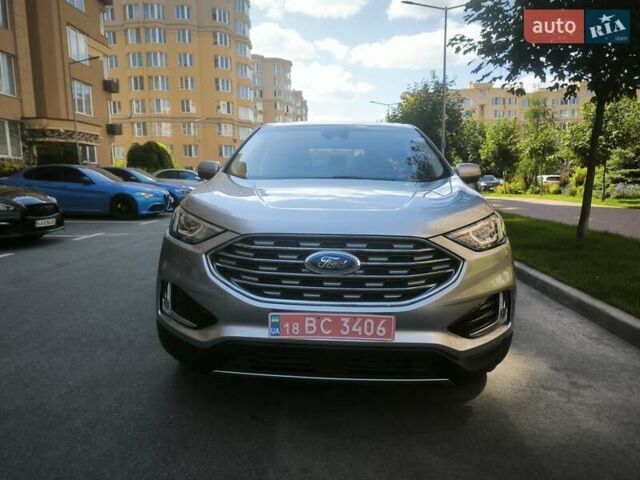 Серый Форд Эдж, объемом двигателя 2 л и пробегом 112 тыс. км за 17900 $, фото 2 на Automoto.ua