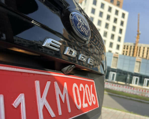 Серый Форд Эдж, объемом двигателя 2 л и пробегом 125 тыс. км за 17850 $, фото 18 на Automoto.ua