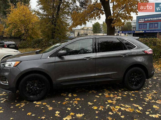 Сірий Форд Едж, об'ємом двигуна 2 л та пробігом 105 тис. км за 17350 $, фото 5 на Automoto.ua