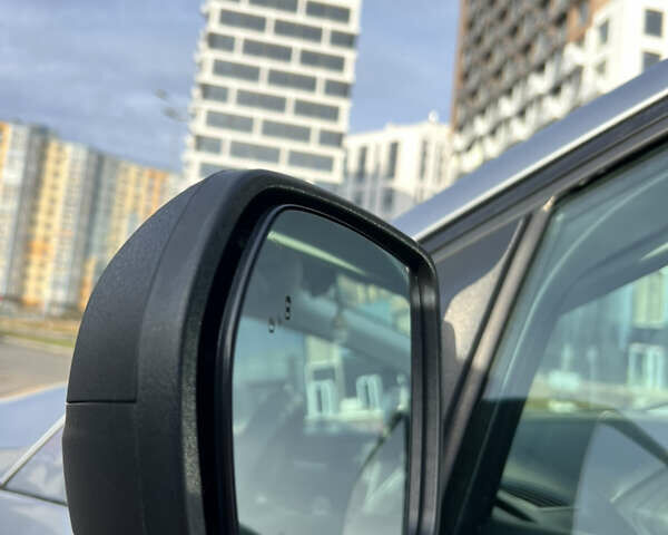 Серый Форд Эдж, объемом двигателя 2 л и пробегом 125 тыс. км за 17850 $, фото 17 на Automoto.ua