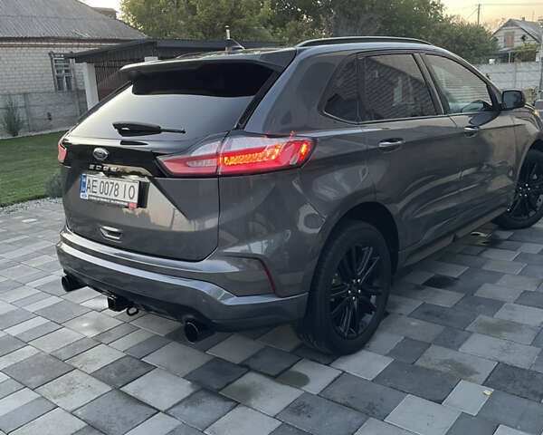 Сірий Форд Едж, об'ємом двигуна 2 л та пробігом 136 тис. км за 20000 $, фото 1 на Automoto.ua