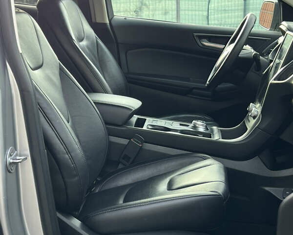 Серый Форд Эдж, объемом двигателя 2 л и пробегом 125 тыс. км за 17850 $, фото 10 на Automoto.ua