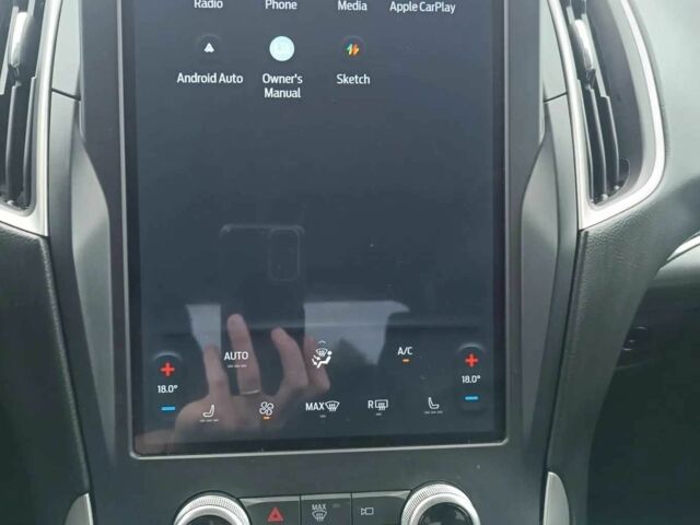 Сірий Форд Едж, об'ємом двигуна 2 л та пробігом 62 тис. км за 14700 $, фото 4 на Automoto.ua